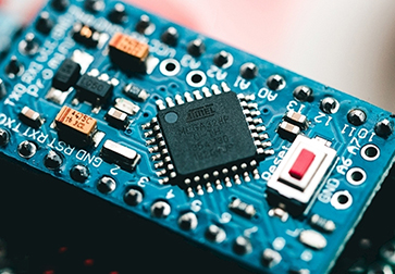 芯片與PCB之間是什么關(guān)系？它們會(huì)有怎樣的發(fā)展呢？